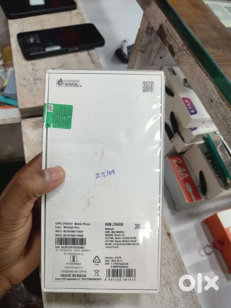 Oppo f31 5G //8 Ram 256 Storej