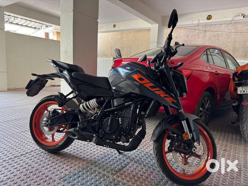 Duke 250 tft run only 3300 km for sale