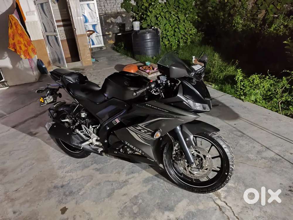Yamaha R15 V3 Dark Night NEW CONDITION