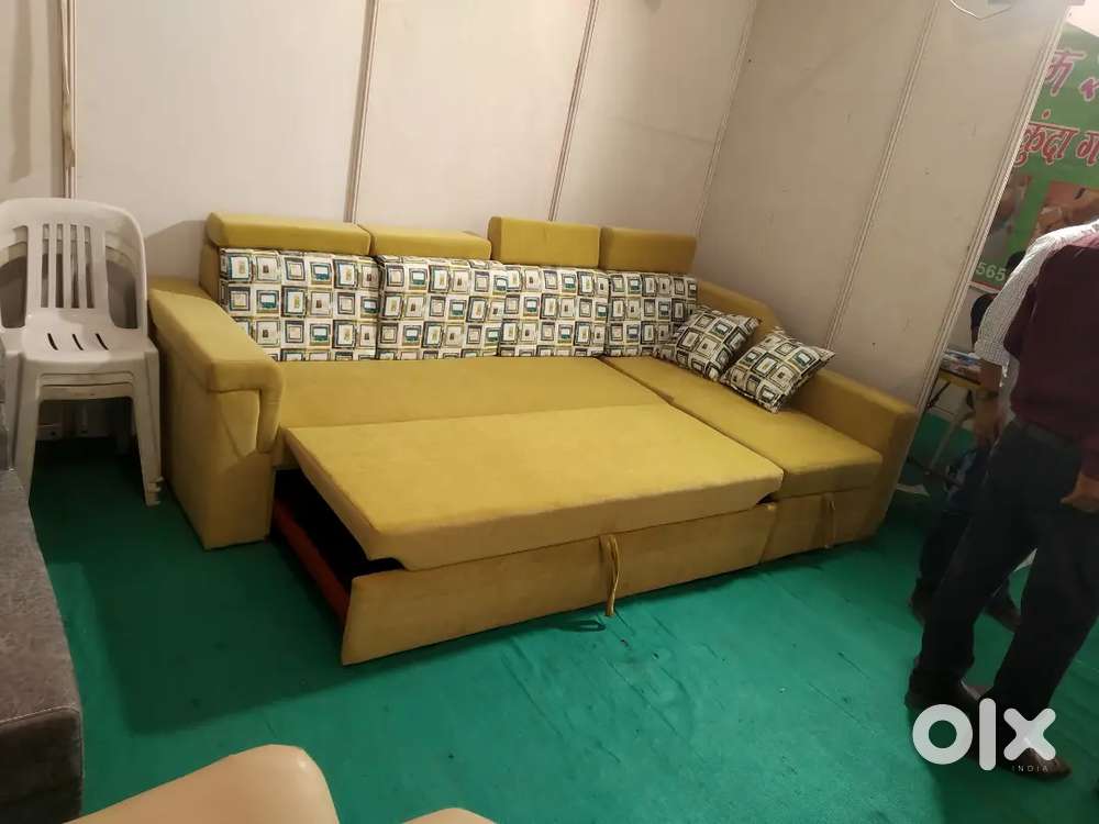 Premium quality sofa cumbed