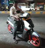 Bgauss RUV 350 Electric Scooter – Two wheeler Like New, Under Warranty