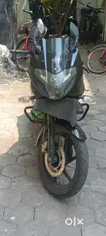 Pulsar 220sf