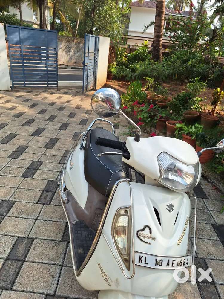 Suzuki access125... 2015 model for sale  sale price 28000 but not fix