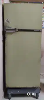 Fridge bechna hai