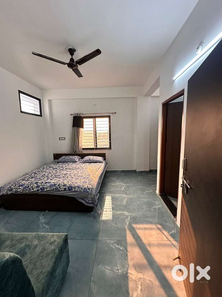 Super spacious furnished 1BHK for rent in prime punjabi bagh location