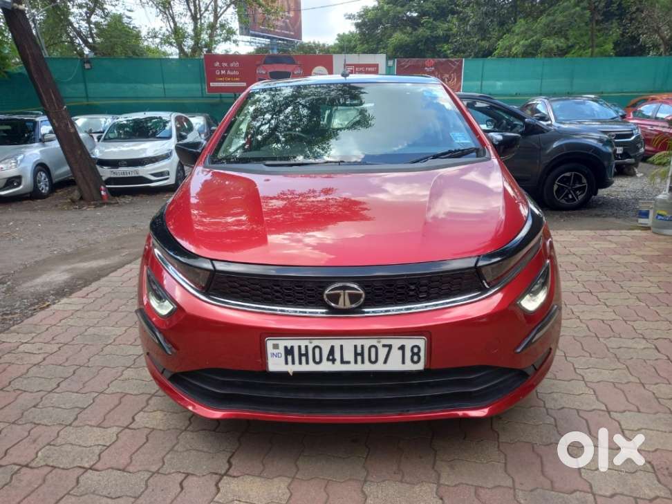 Tata Altroz 1.2 XZA Plus Dark Edition DCT, 2022, Petrol