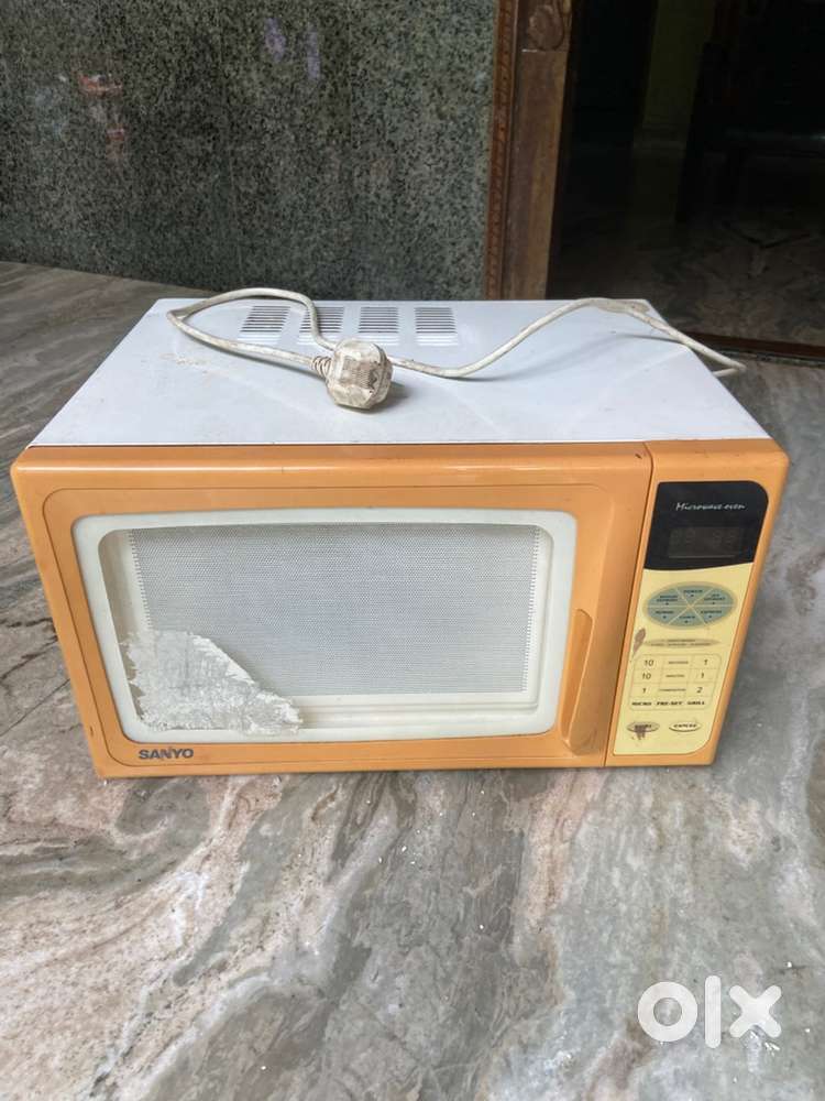 Microwave oven