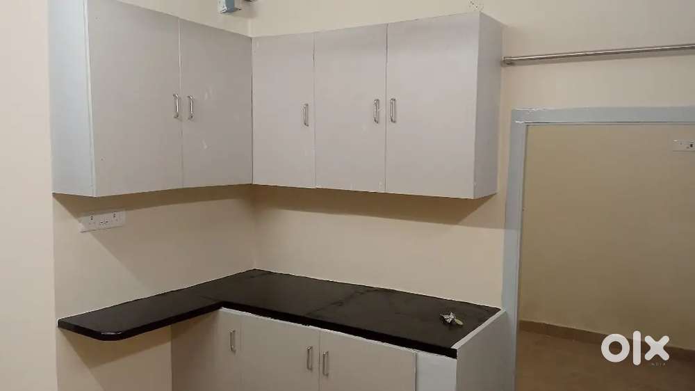 Semi furnished 1 bhk New house at kolathur for rent for Bachelors