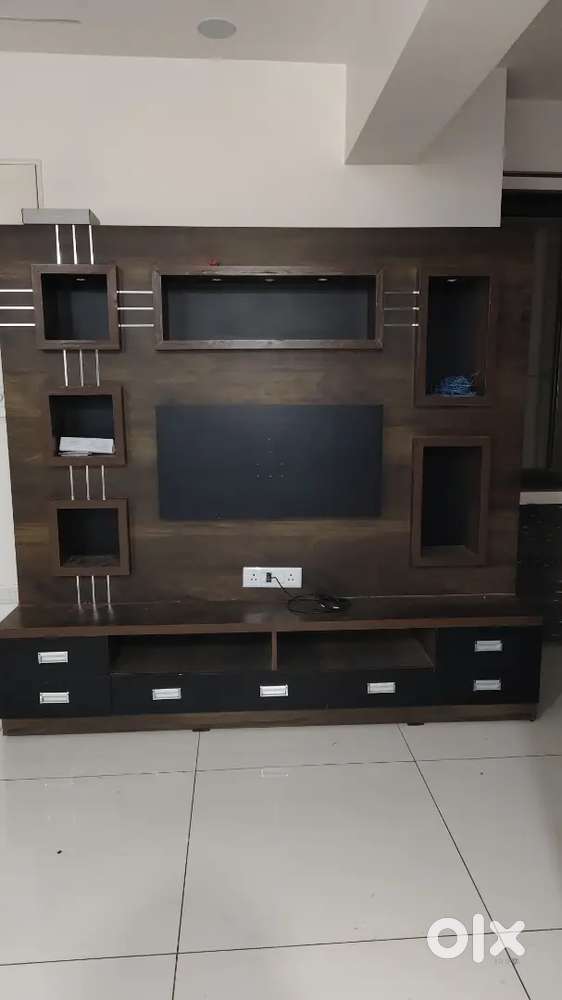 Wooden TV UNIT