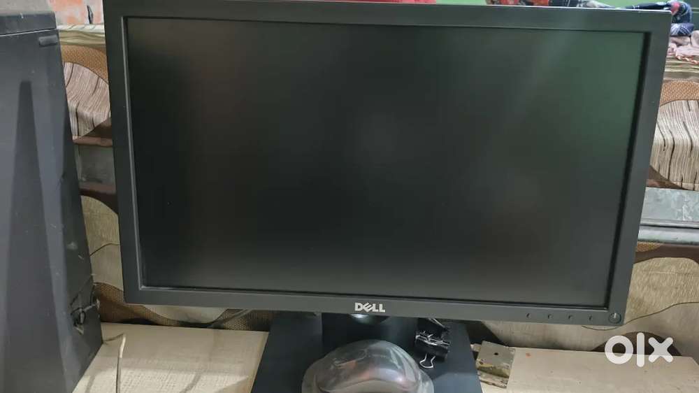 Computer dell monitor and cpu