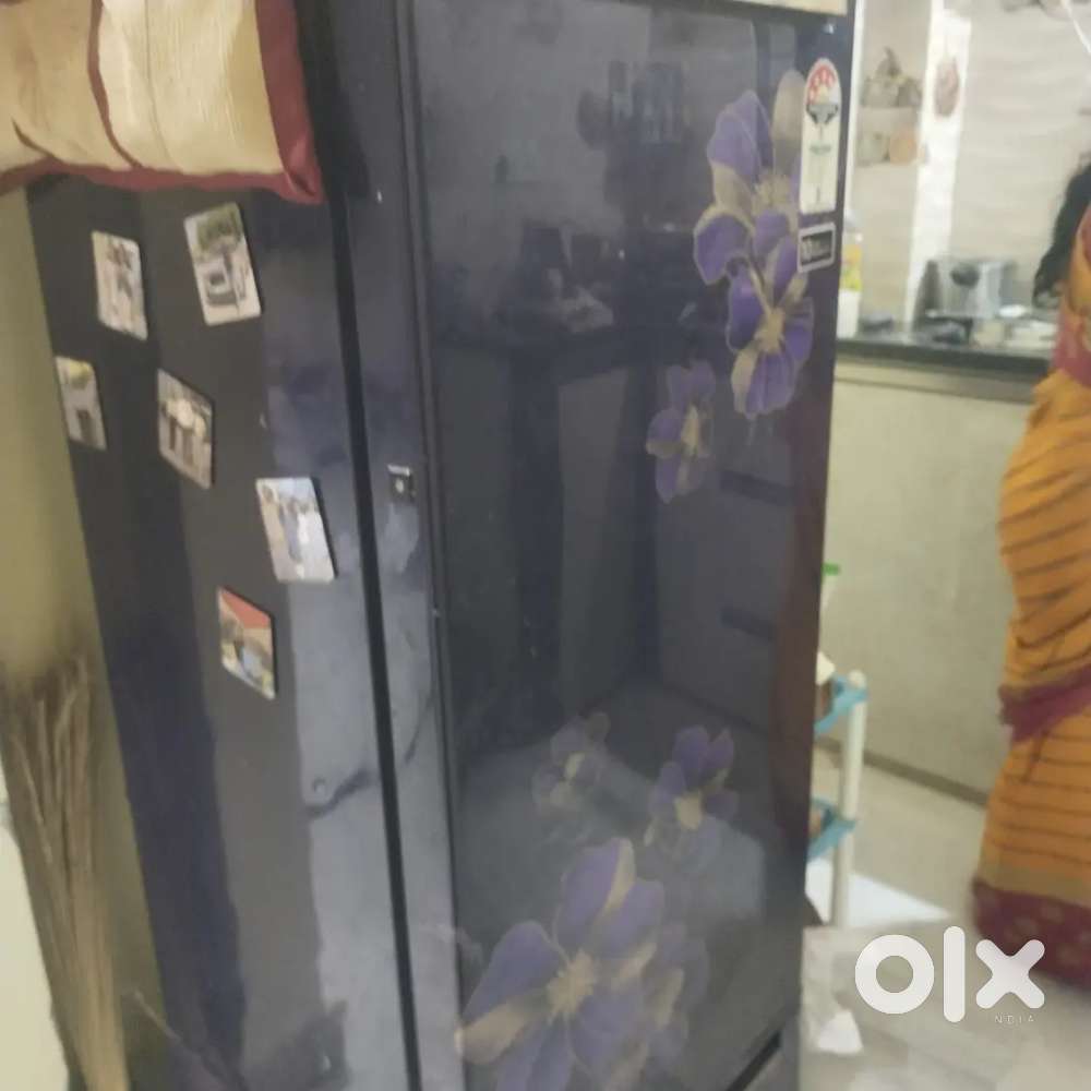 Selling whirlpool fridge