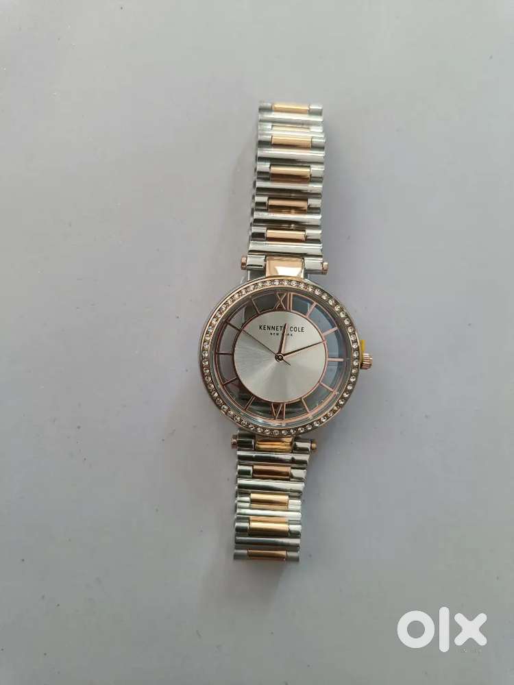 34 mm Silver Dial Stainless Steel Analogue Watch For Women