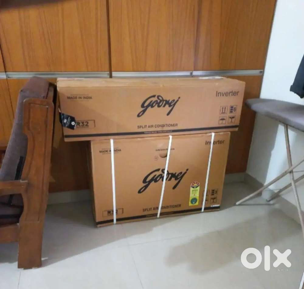 Godrej ac 1.5 tan box pack u used urgent sell inverter ac