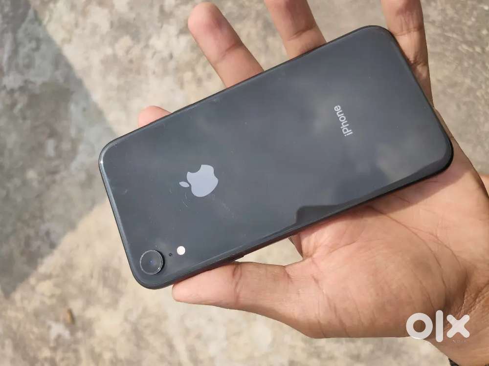 iPhone XR 64GB.. Brand New Condition