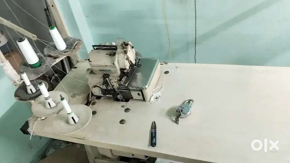 5 thread silai machine