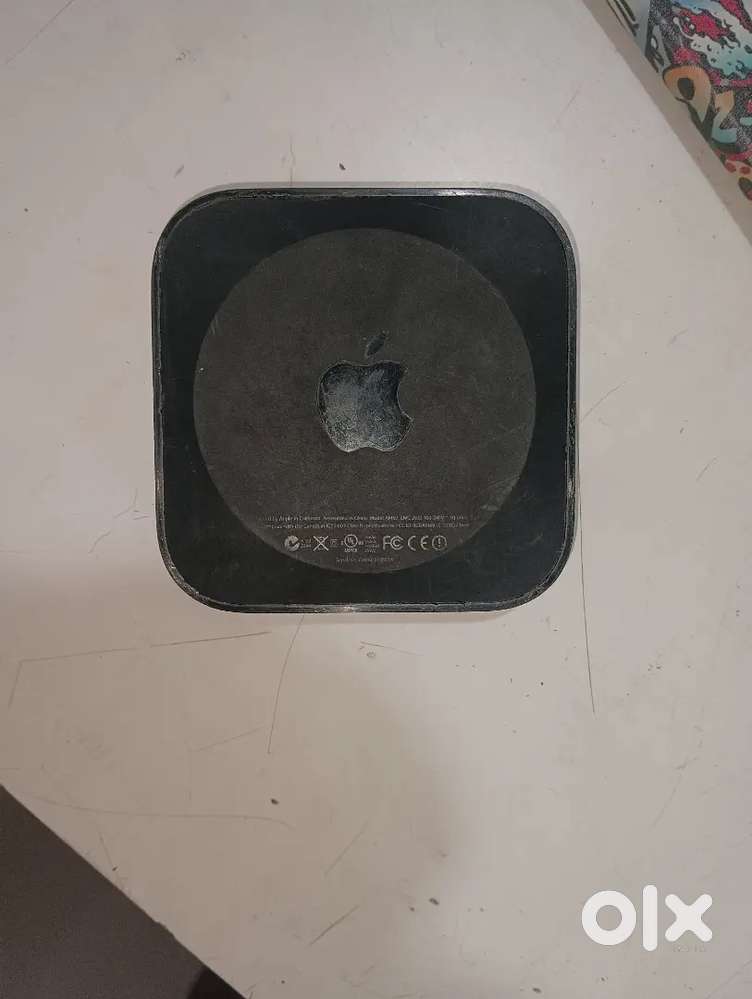 Apple TV gen 3 working condition with cable no remote