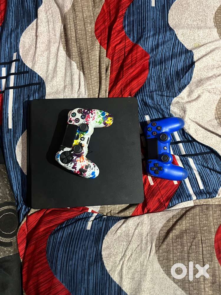 Ps 4 slim 1tb like brand new best condition