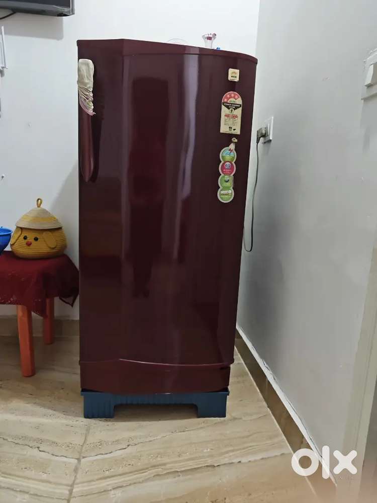 Single door refrigerator -