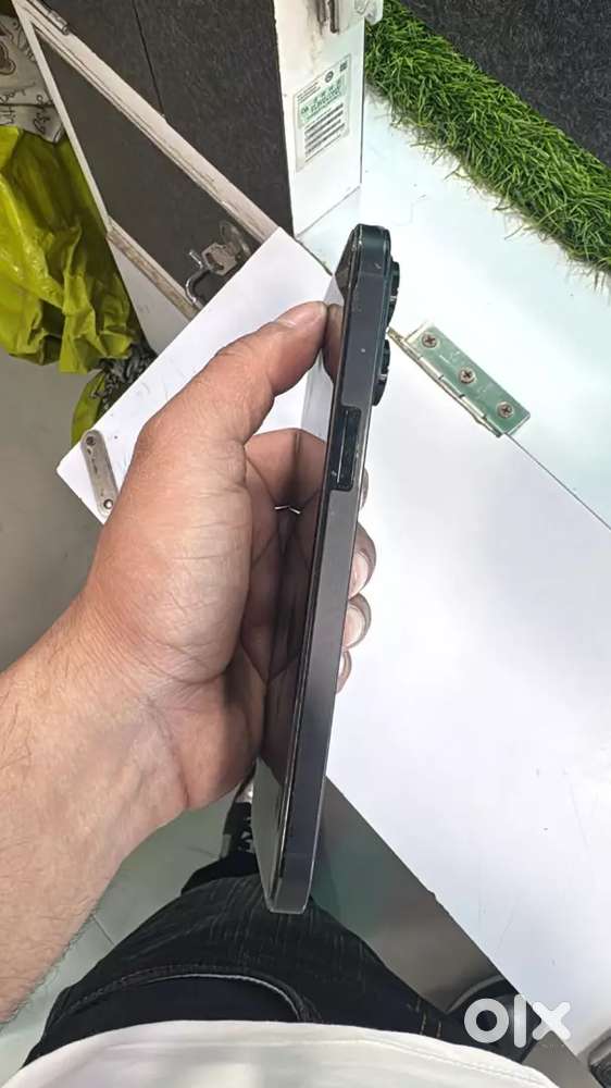 I want to sell my i phone 14 pro max 128gb need urgent money