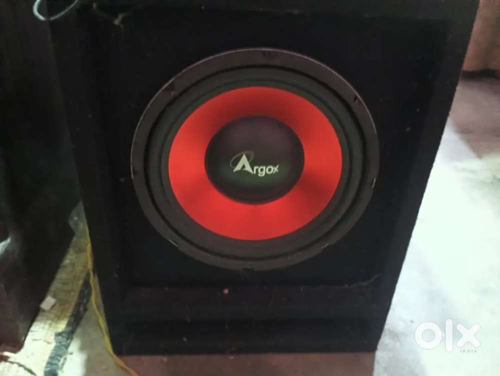 Amplifier,subwoofer,speakers