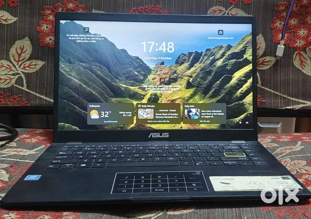 Laptop(Asus)