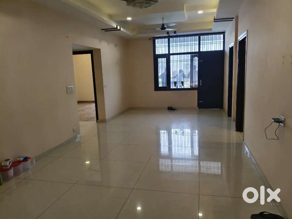 3 BHK semi furnished flat