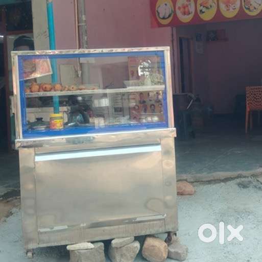 Tiffin Display Counter and big stove less used