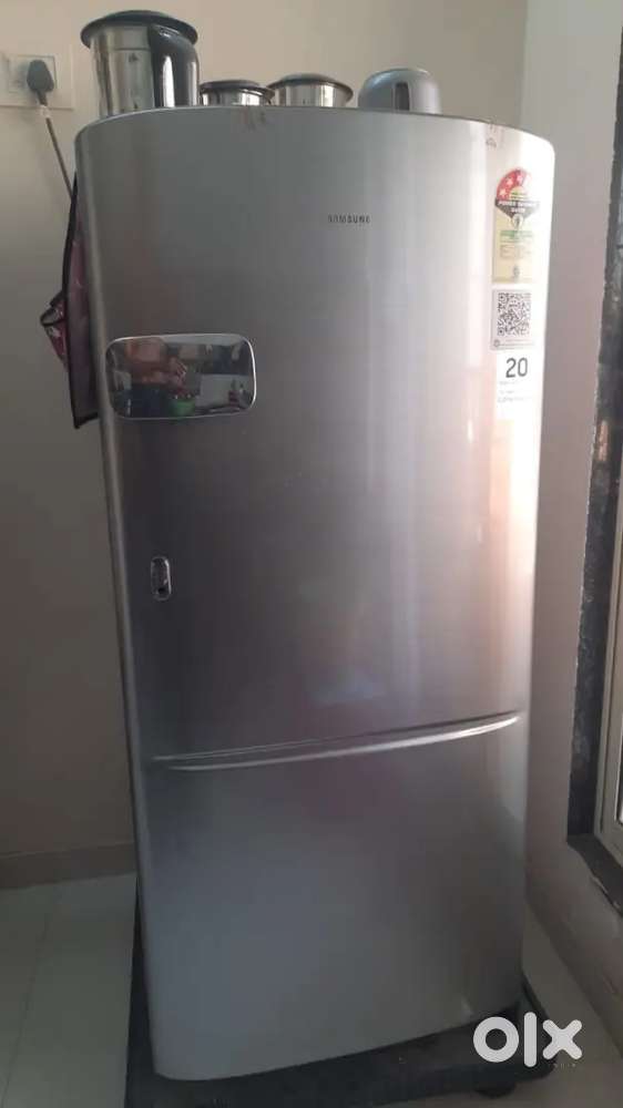 Single door 183 litre refrigerator.