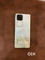 VIVO v30 pro 5G  12/512 with charger vflash IN EXCELLENT CONDITION