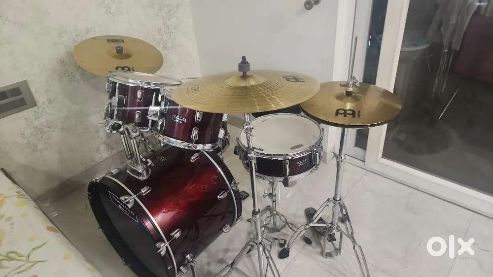 2023 Mapex Tornado well kept red wine with meinl cymbals rings mutes