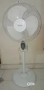 Usha Striker Fan