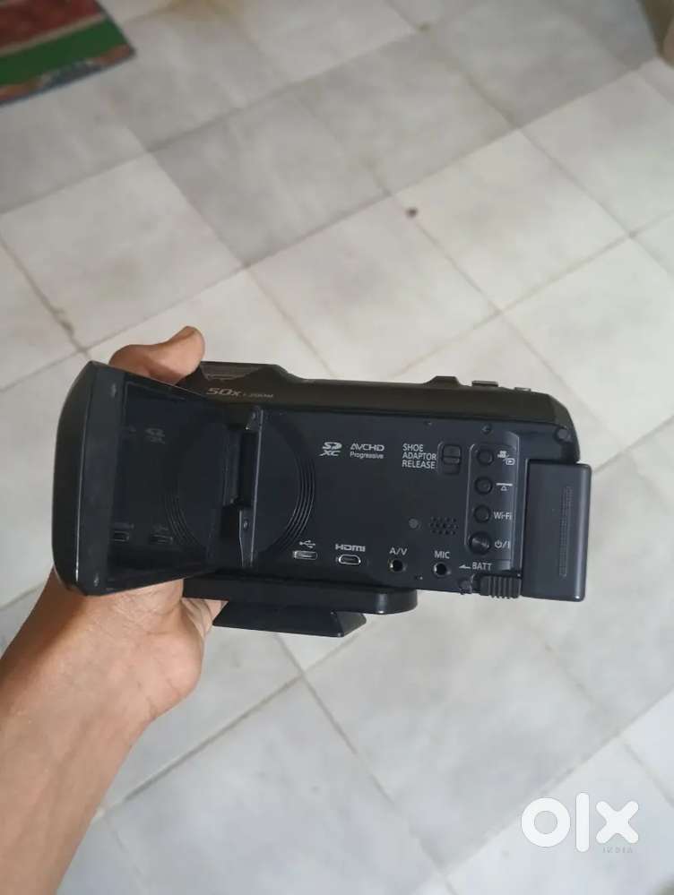 Panasonic 4K camera 50x zoom