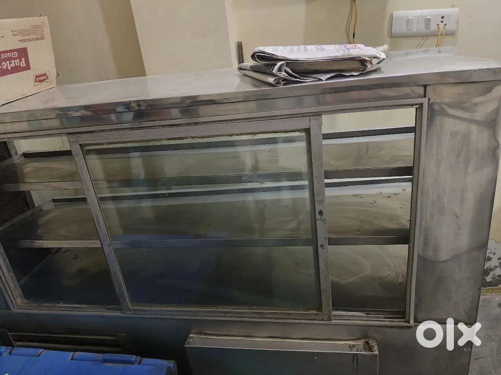 Commercial display freezer