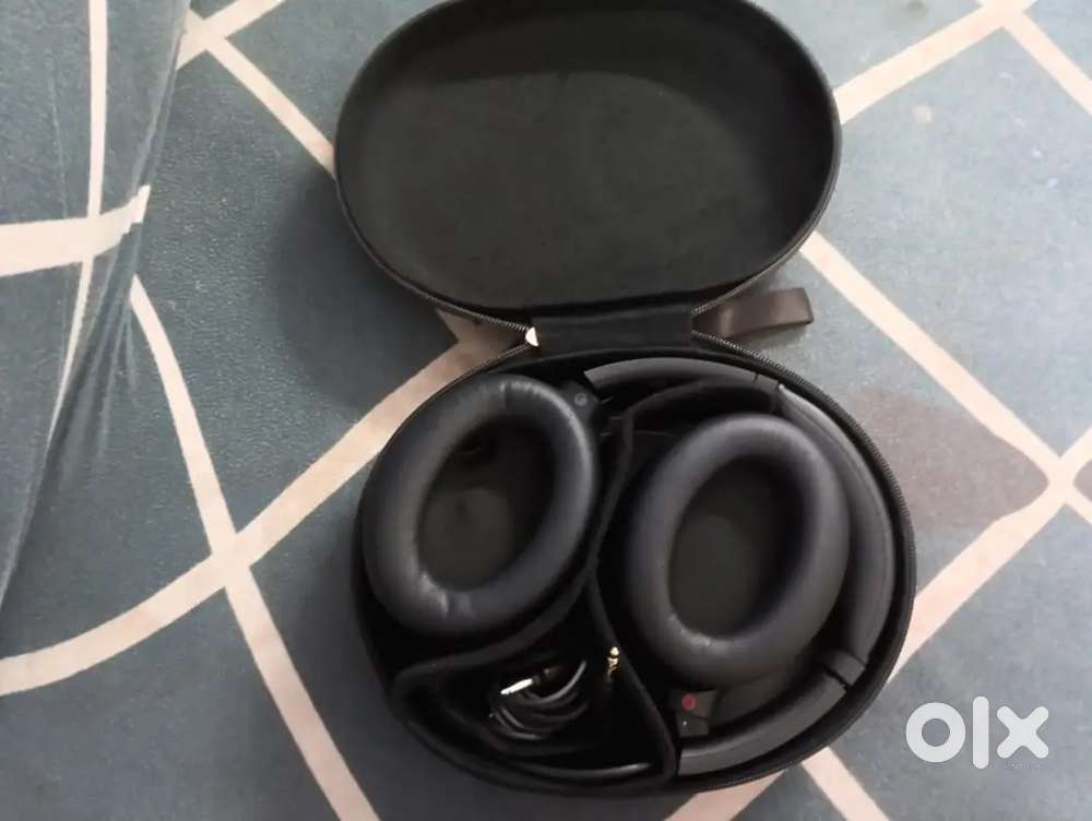 SONY WH -1000XM4 WIRELESS BLUETOOTH