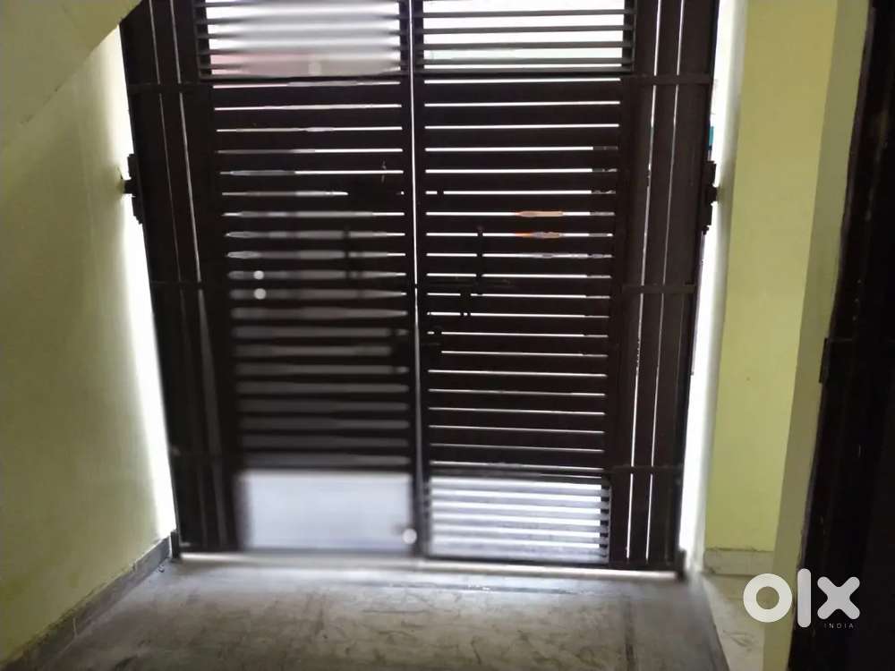 2 + 1 room set+kitchen+2bathroom+hall+balcony in Adarsh Nagar, Roorkee