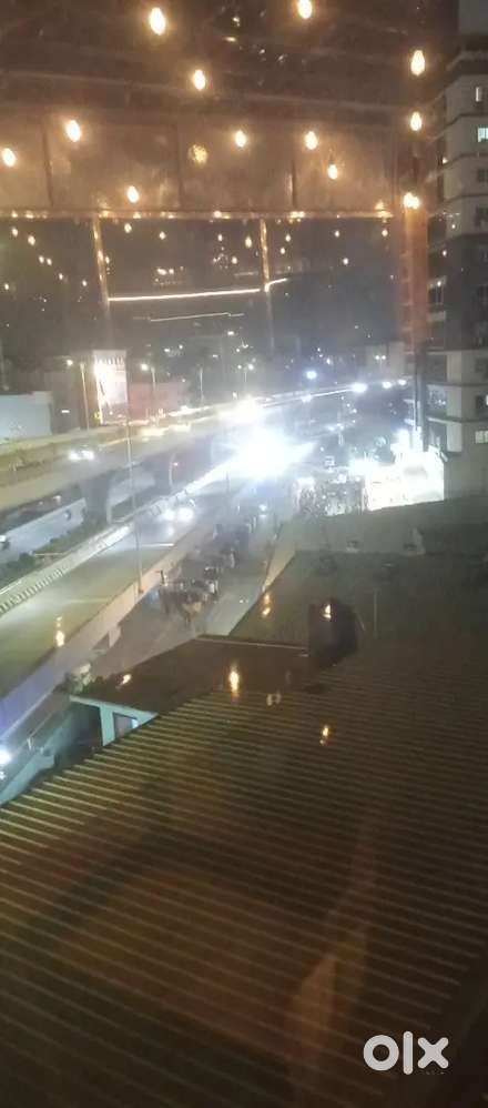 Need lady captain lady waiter