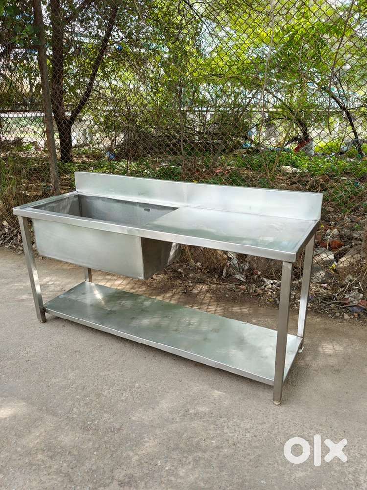 Stainless steel sink+table(Bottom selfs)