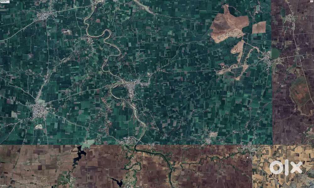 Plot for sell at very Prime location