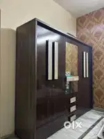 8by 8 almirah is available for sale
