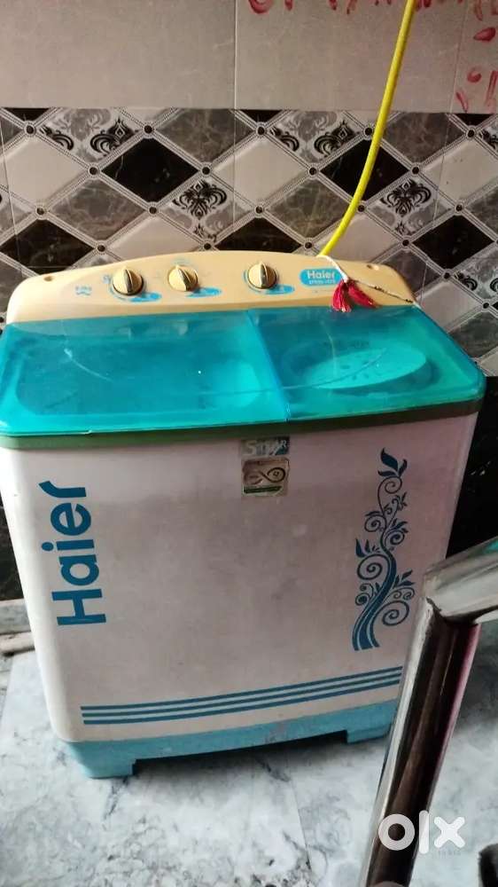 Haier Semi Washing machine