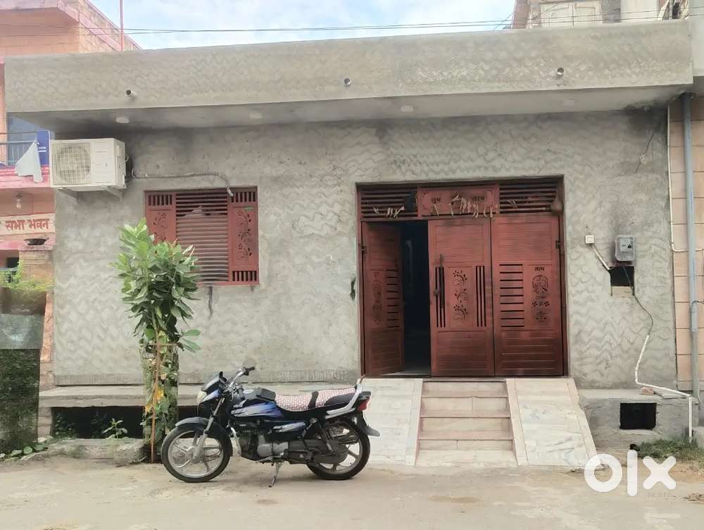 Mahaveer nagar 25*50 lena ho to call kare time pass nhi 30 feet rode