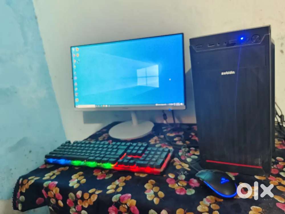 i5 processor With 4GB Ram 500GB SSD