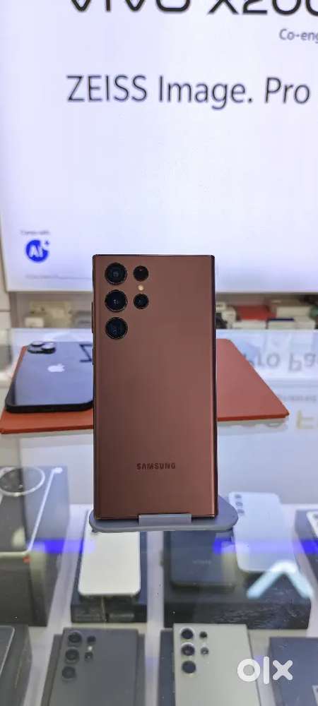 SAMSUNG S22 ULTRA 12GB 256GB FULL BOX BURGANDI USED LIKE NEW CONDITION