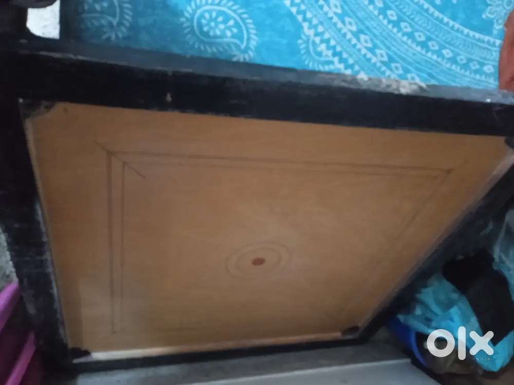 CARROM BOARD 41 INCHES