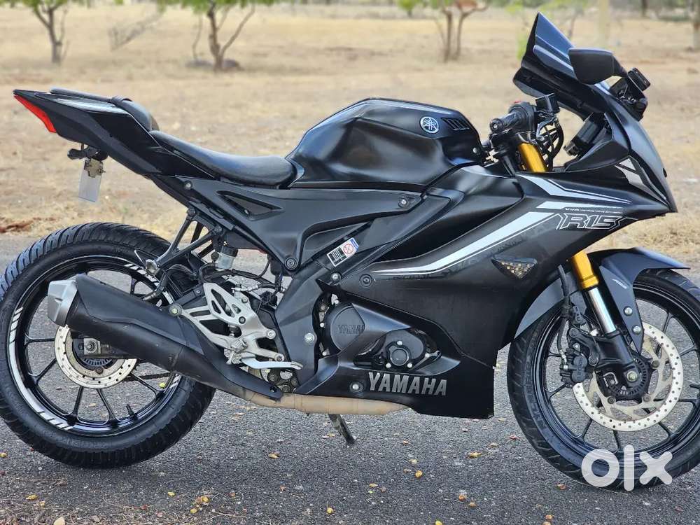 Yamaha R15 V4 Dark Knight Black 2022 With Showroom Condition