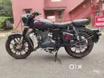 Offering Classic 350 ABS in Pune
