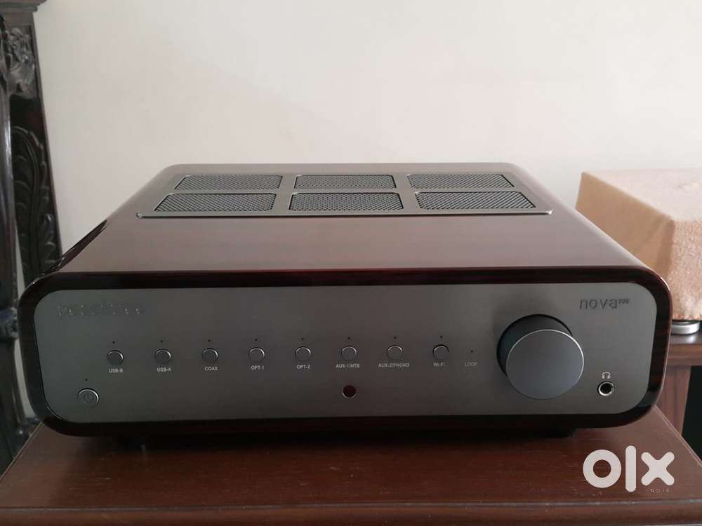 Integrated amplifier. Peachtree Nova 300