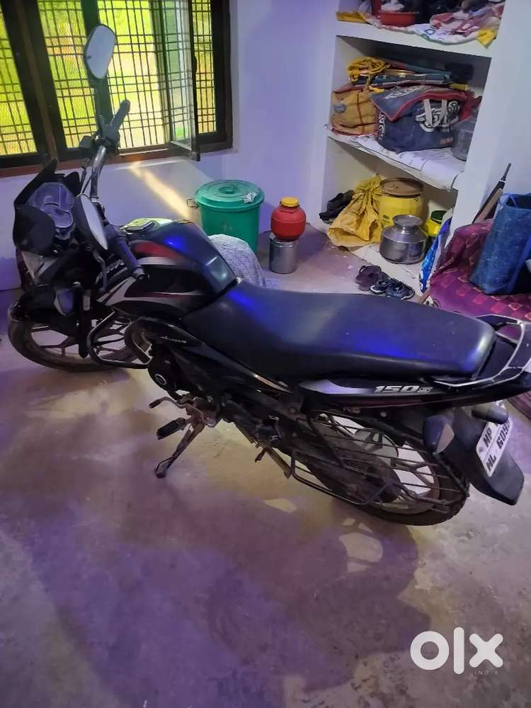 Discover bajaj 150