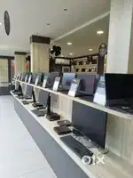തപ്പണ്ട തിരക്കേണ്ട വന്നോളൂ എല്ലാ മോഡലുകളും ഉണ്ട്