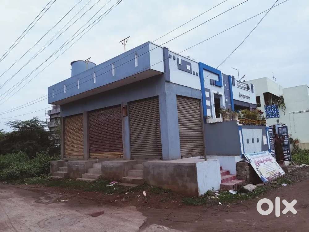 3 Shop's & Independence house